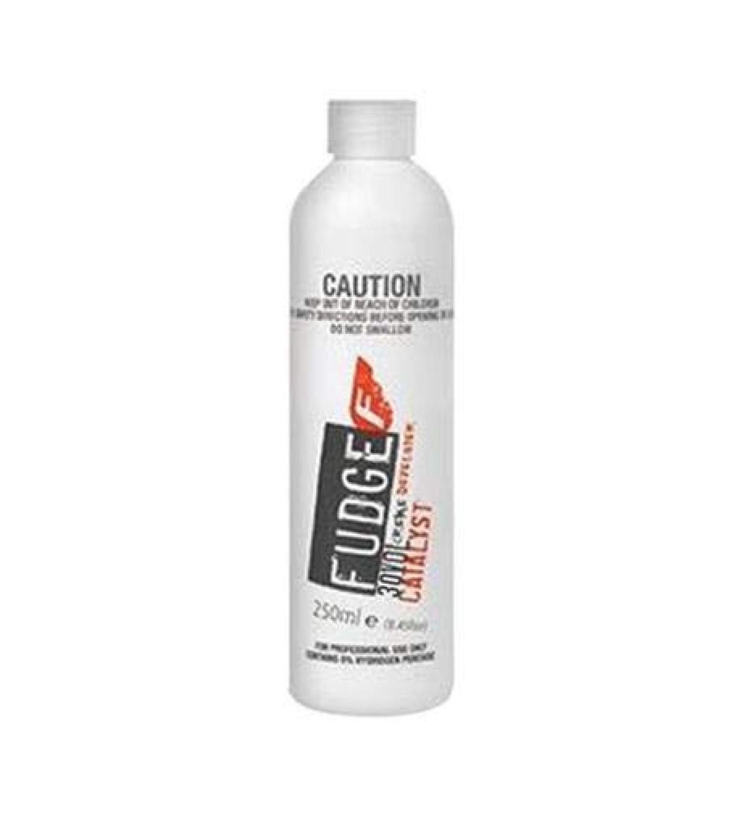 Fudge Cream Developer Catalyst peroxide free 30 Vol 9% (250 ml)