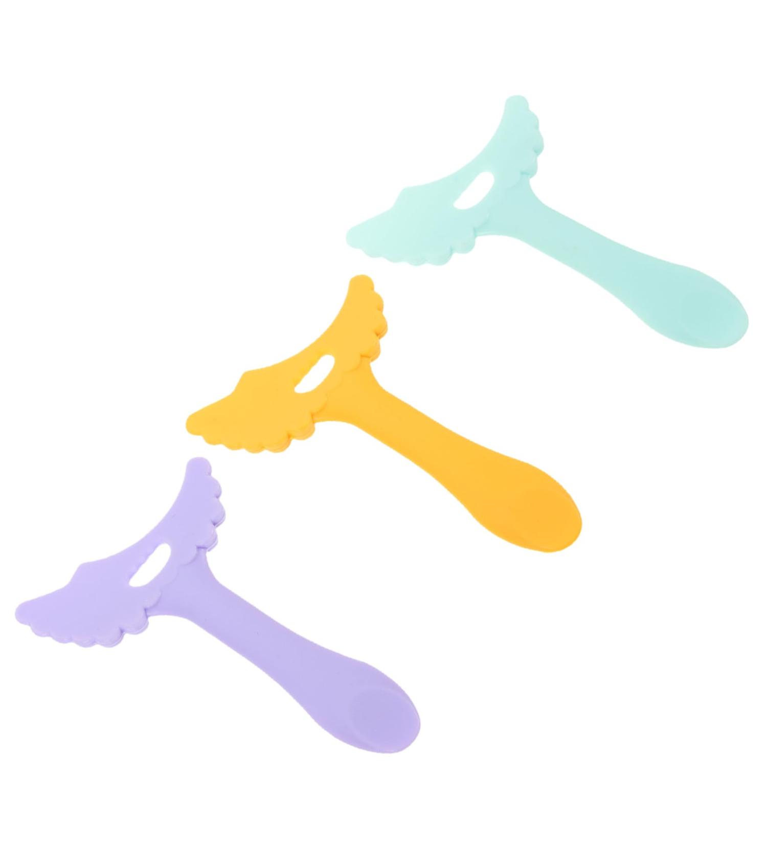 Mikinona Eyeliner Tool 3 Pcs Tool Eyeshadow Silicone Eyeliner Stencils Silicone Makeup Stencil Auxiliary Make up Applicator - Buy Online on SooperMarket.com