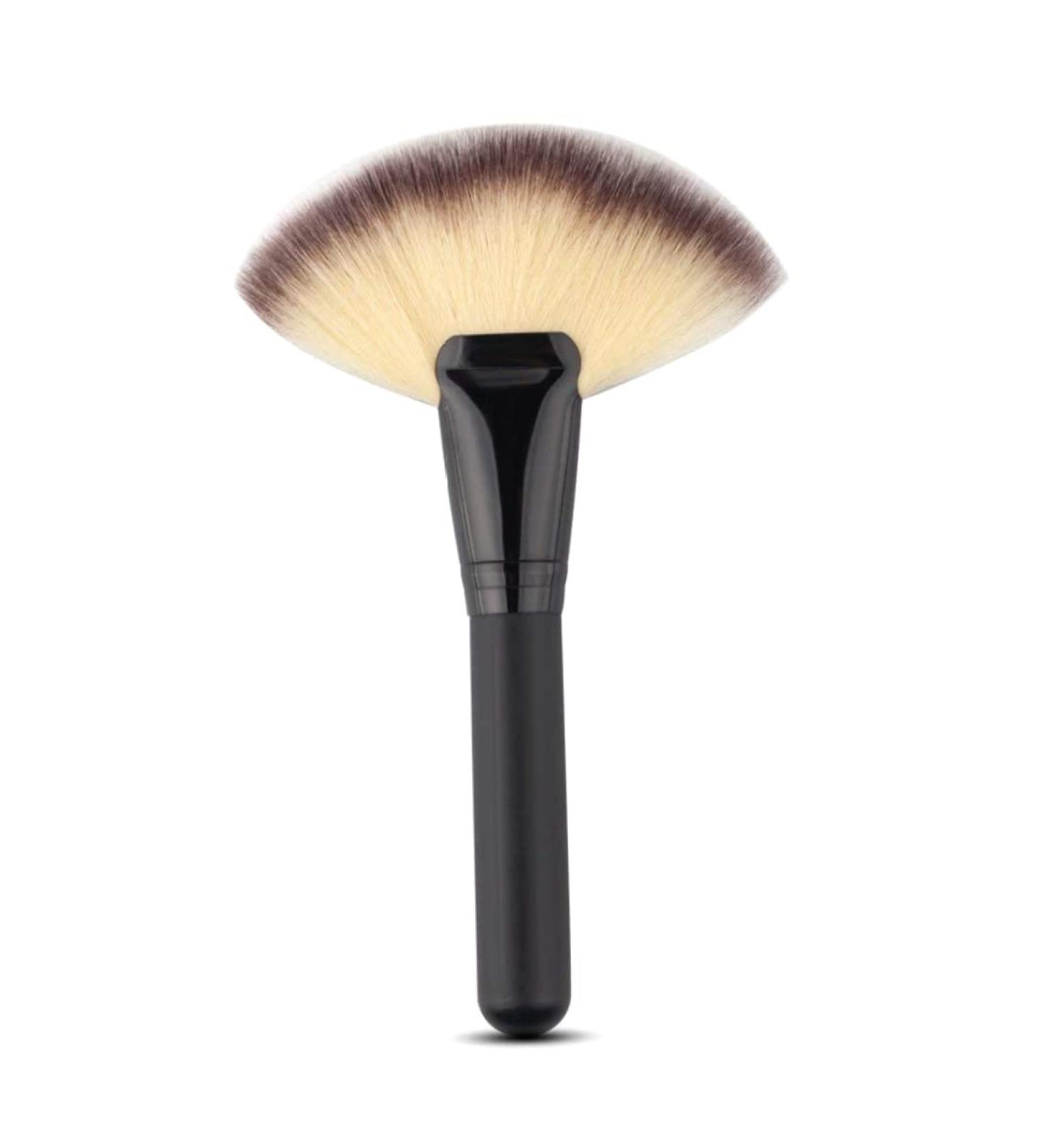 1Pc Large Fan Brush - Versatile Makeup Tool for Contour Concealer Blush & Eyeshadow | International Shipping Available - Buy Online on SooperMarket.com