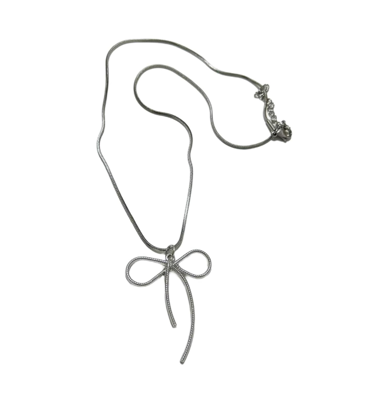 Oralgos Elegant Fashion Necklace - Stylish Snake Bone Choker with Loop Trailer for a Cool Collarbone Look - International Shipping - Buy Online on SooperMarket.com