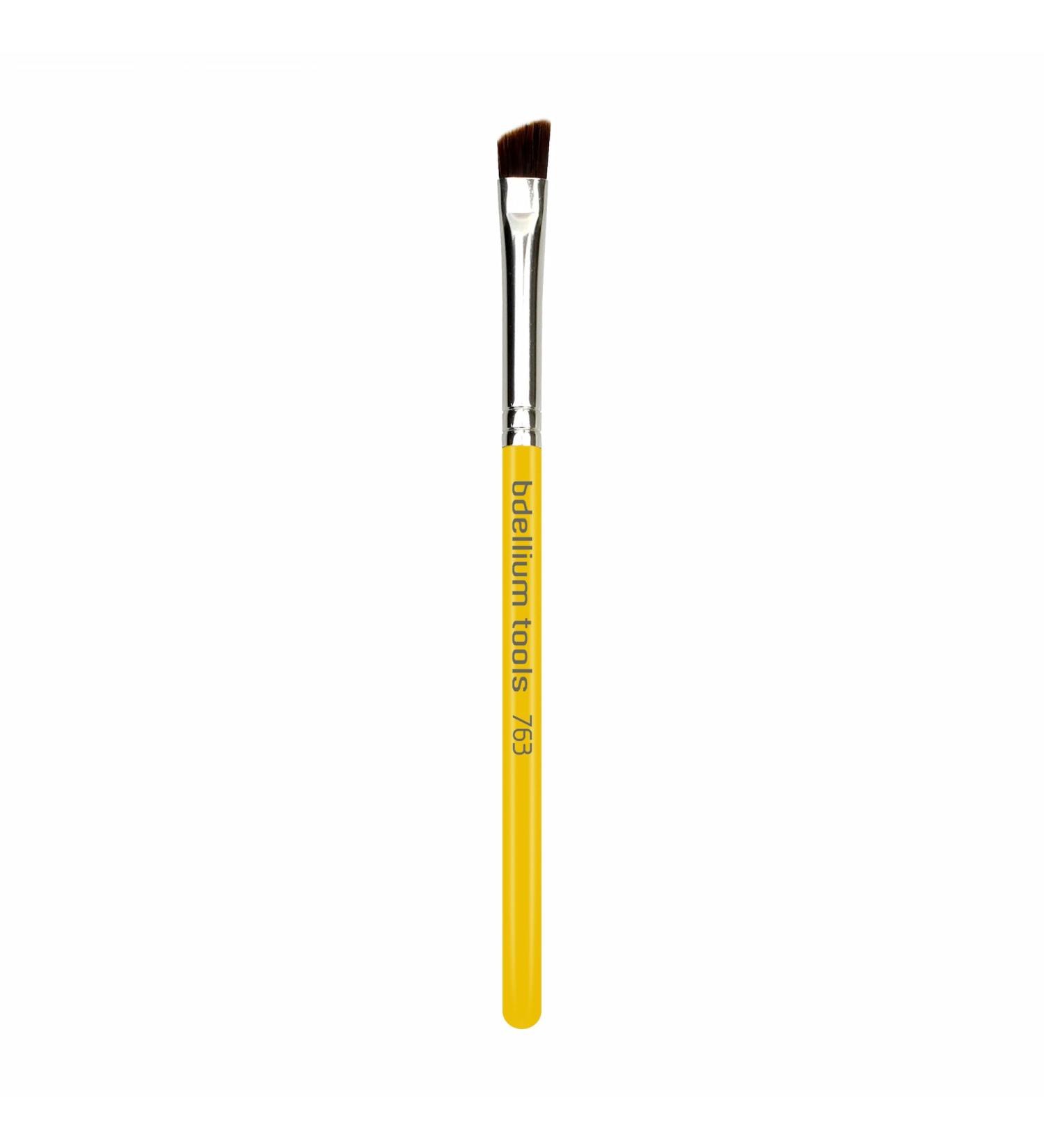 Bdellium Tools Angled Brow Makeup Brush Travel 763 - Short Wooden Handle for Defining Eyebrows - International Shipping Available - Buy Online on SooperMarket.com