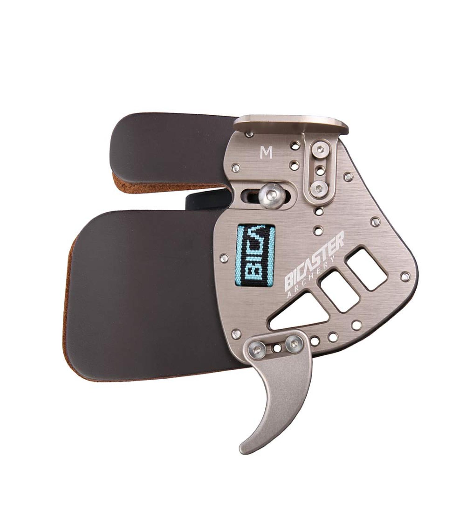 Bicaster Archery Finger Tab - Genuine Leather & Aluminum Plate, Adjustable Finger Guard for Recurve Bow - Large Size - Silver - Buy Online on SooperMarket.com
