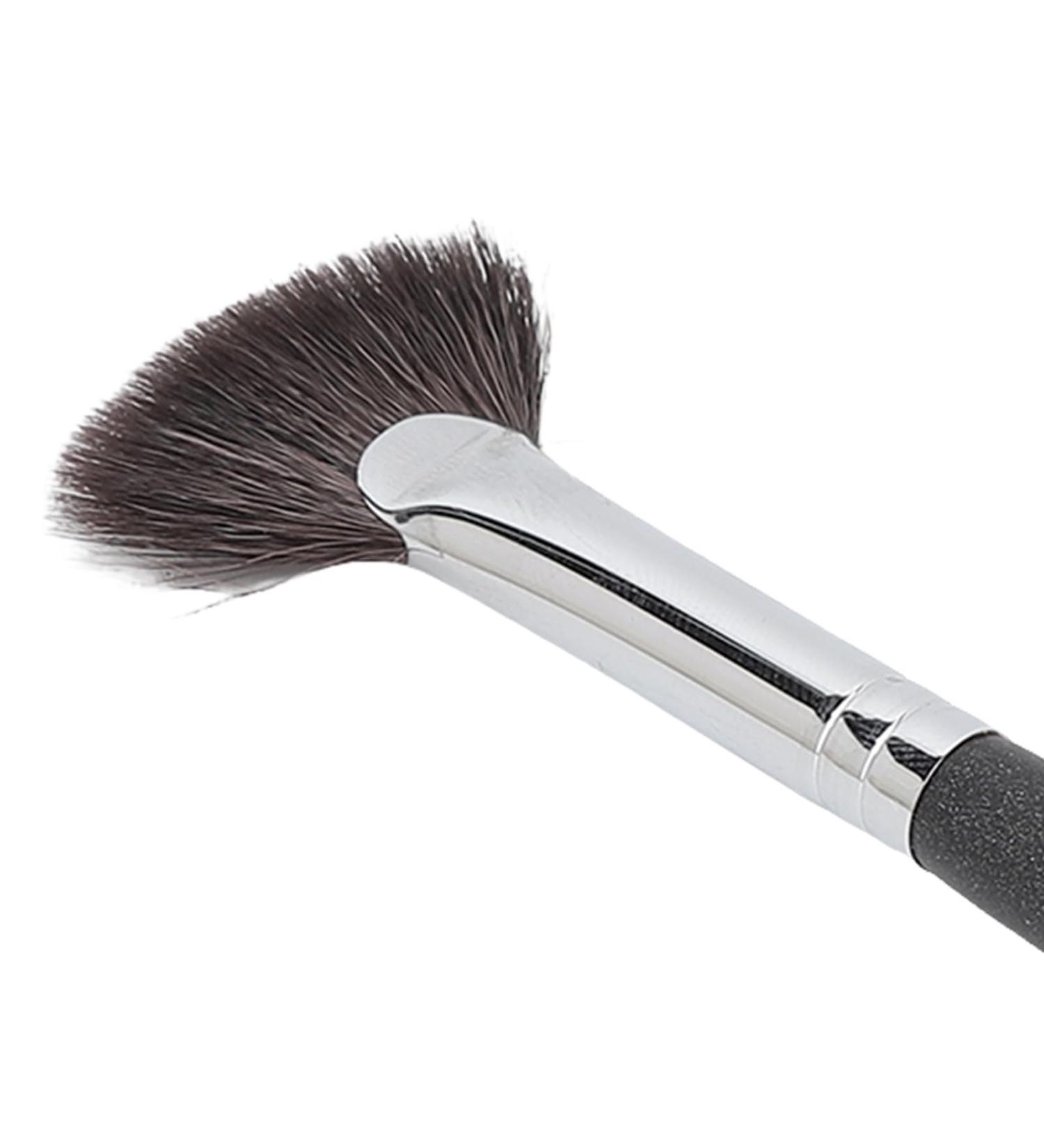 Buy Fan Brush Makeup - Soft Bristles Highlighter Brush for Flawless 3D Application | International Shipping Available - Buy Online on SooperMarket.com