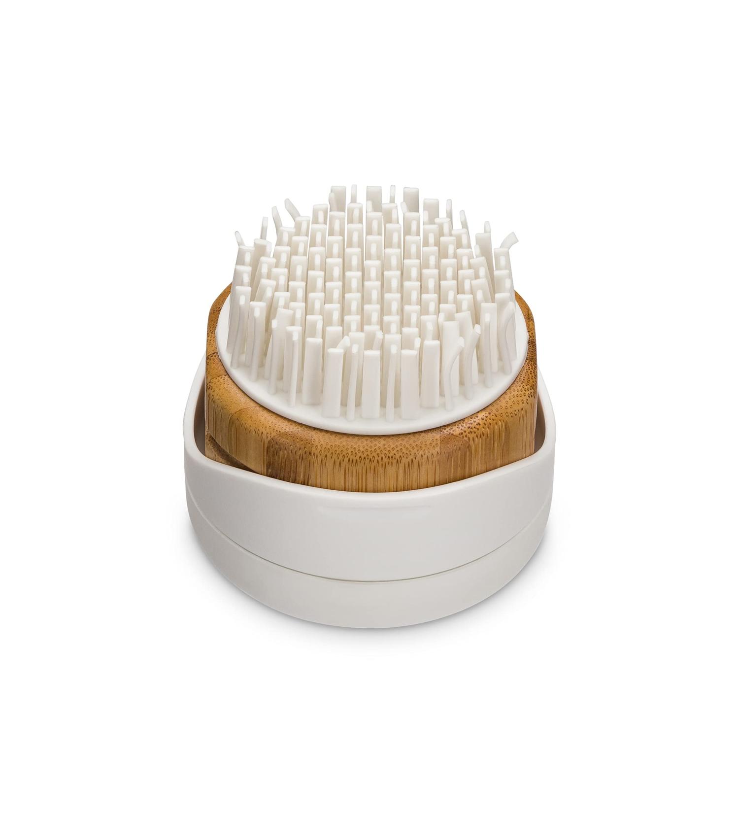 Full Circle Fuzz Off 2-in-1 Lint Remover & Brush - White | Eco-Friendly Fabric Care - Buy Online on SooperMarket.com