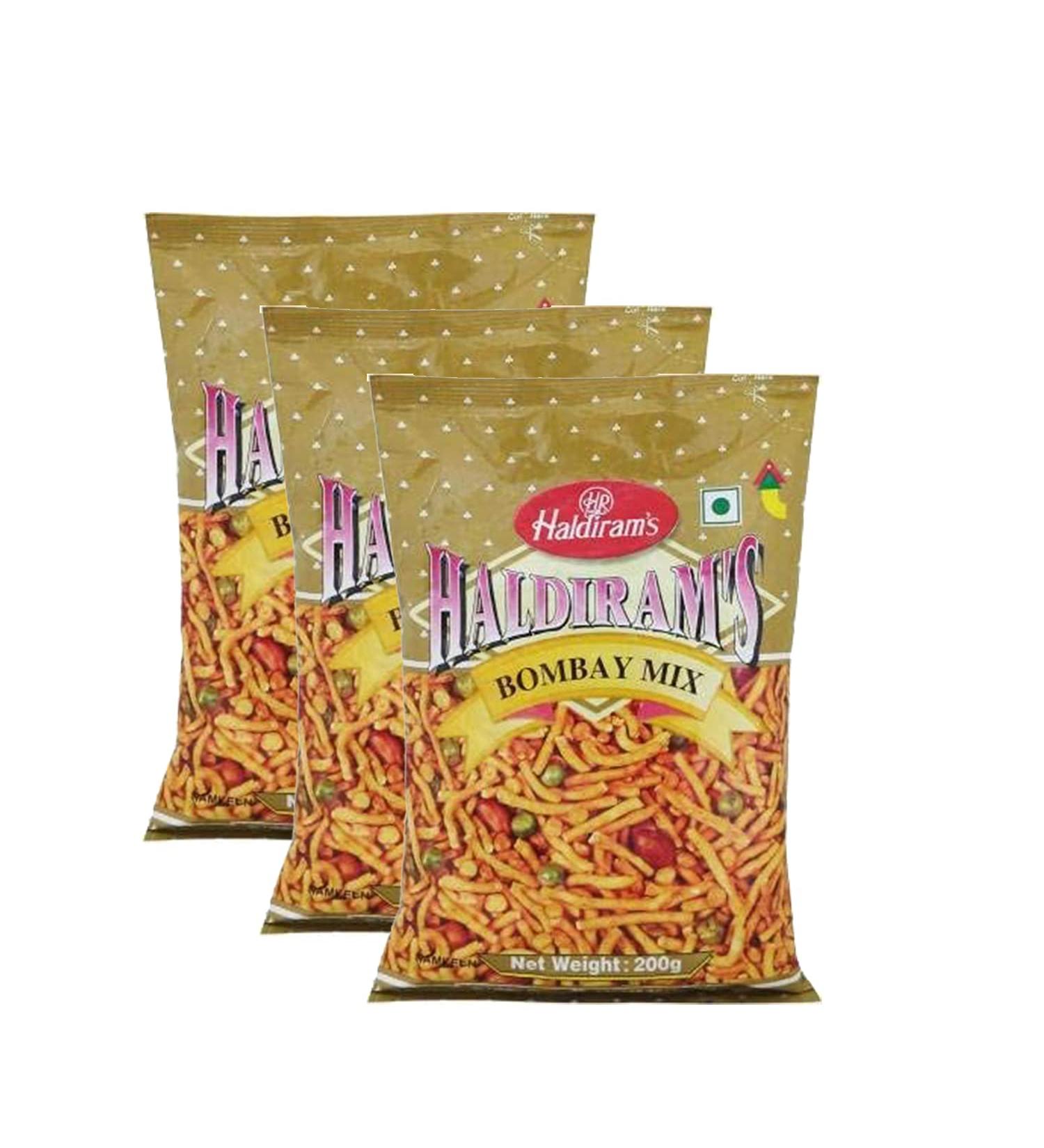 Haldiram Bombay Mix 200g (3 Series Pack) - tasty and crispy - cholesterol -free - without the addition of preservatives - mild and spicy mixture of pasta lentils and nuts