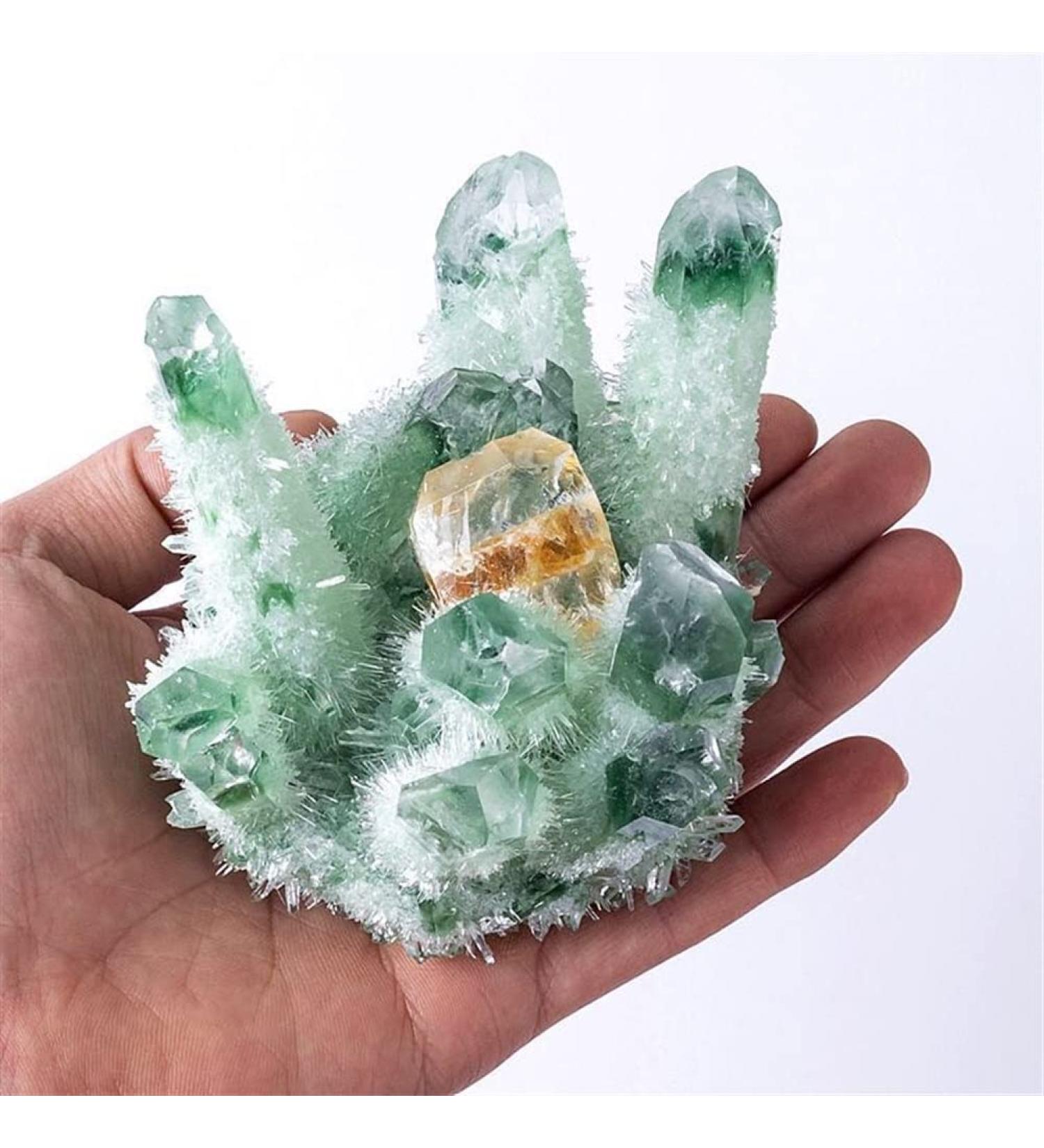 Natural Crystal Cluster Rock Quartz Minerals Rough Stone Stones Home Decoration 500-650g Suitable for Furniture Decoration Full of Texture (Color : Green) - Buy Online on SooperMarket.com