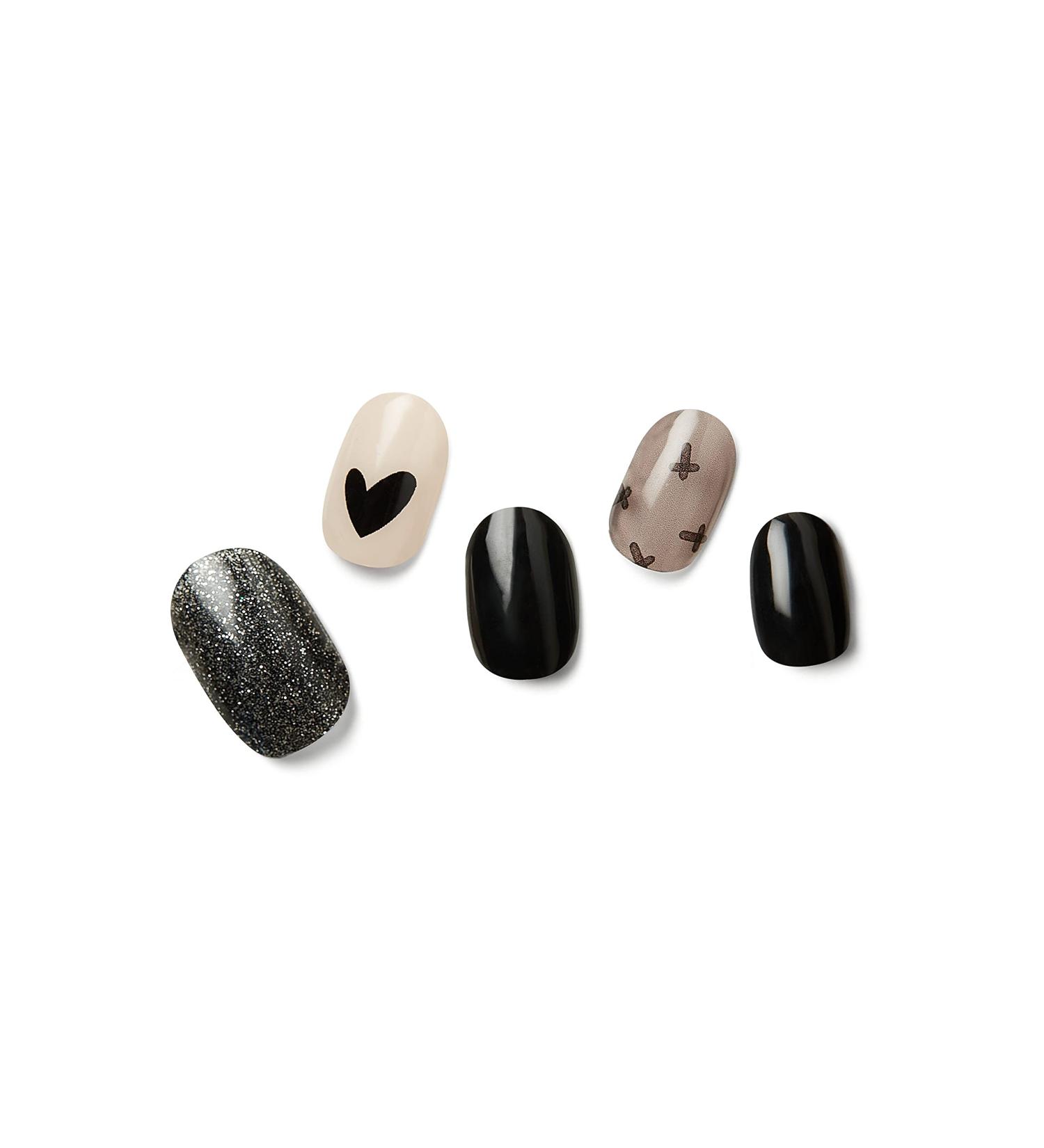 NAILOG Halloween Semi Cured Nail Strips - 20 Extra Long Gel Strips - Buy 3 Get 1 Free UV Lamp - Glossy, Long Lasting Nail Polish Stickers with Soft Gel Finish - Black Heart Design - Buy Online on SooperMarket.com