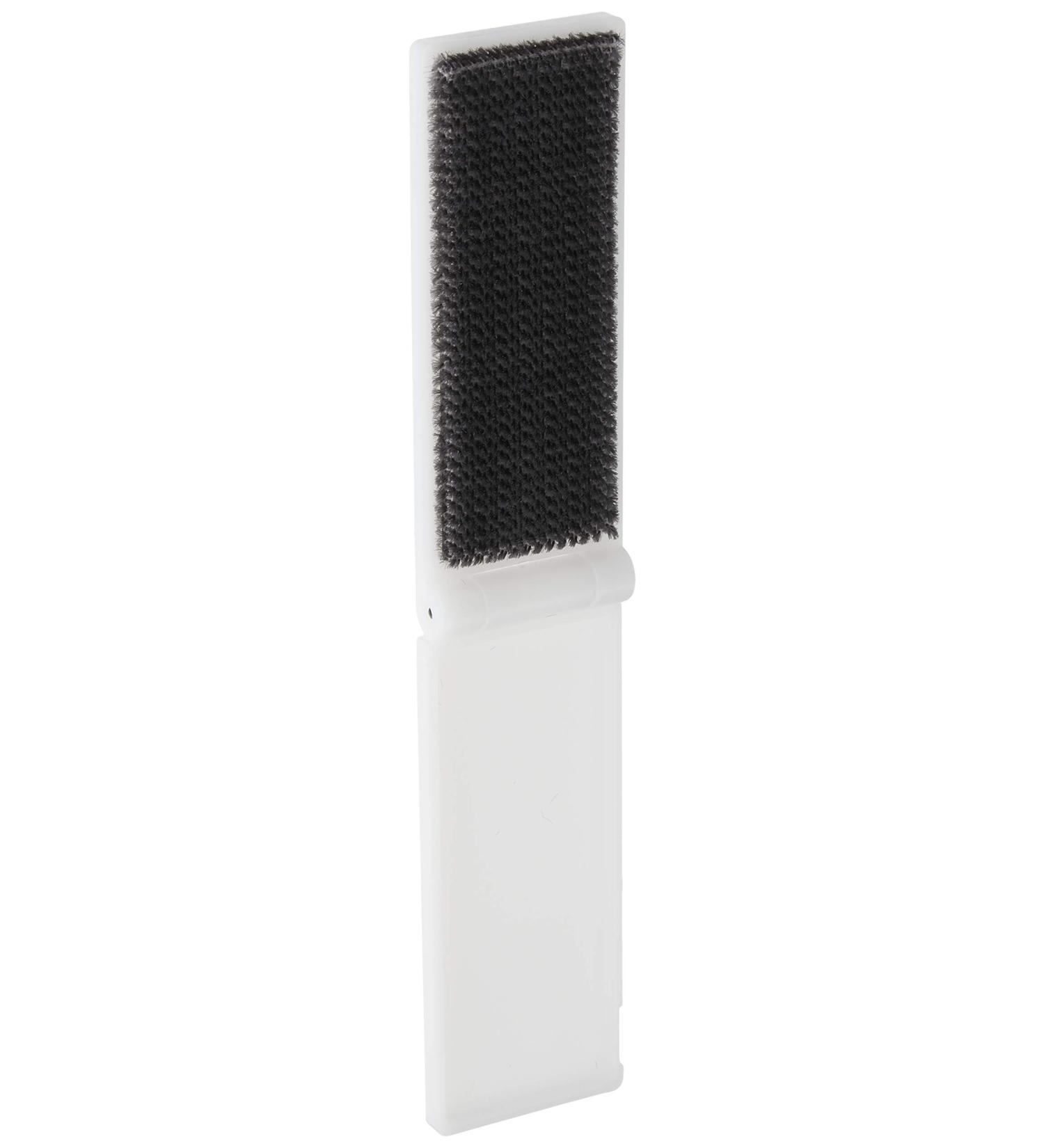Buy MUJI Portable Lint Brush Online | International Shipping Available - Buy Online on SooperMarket.com