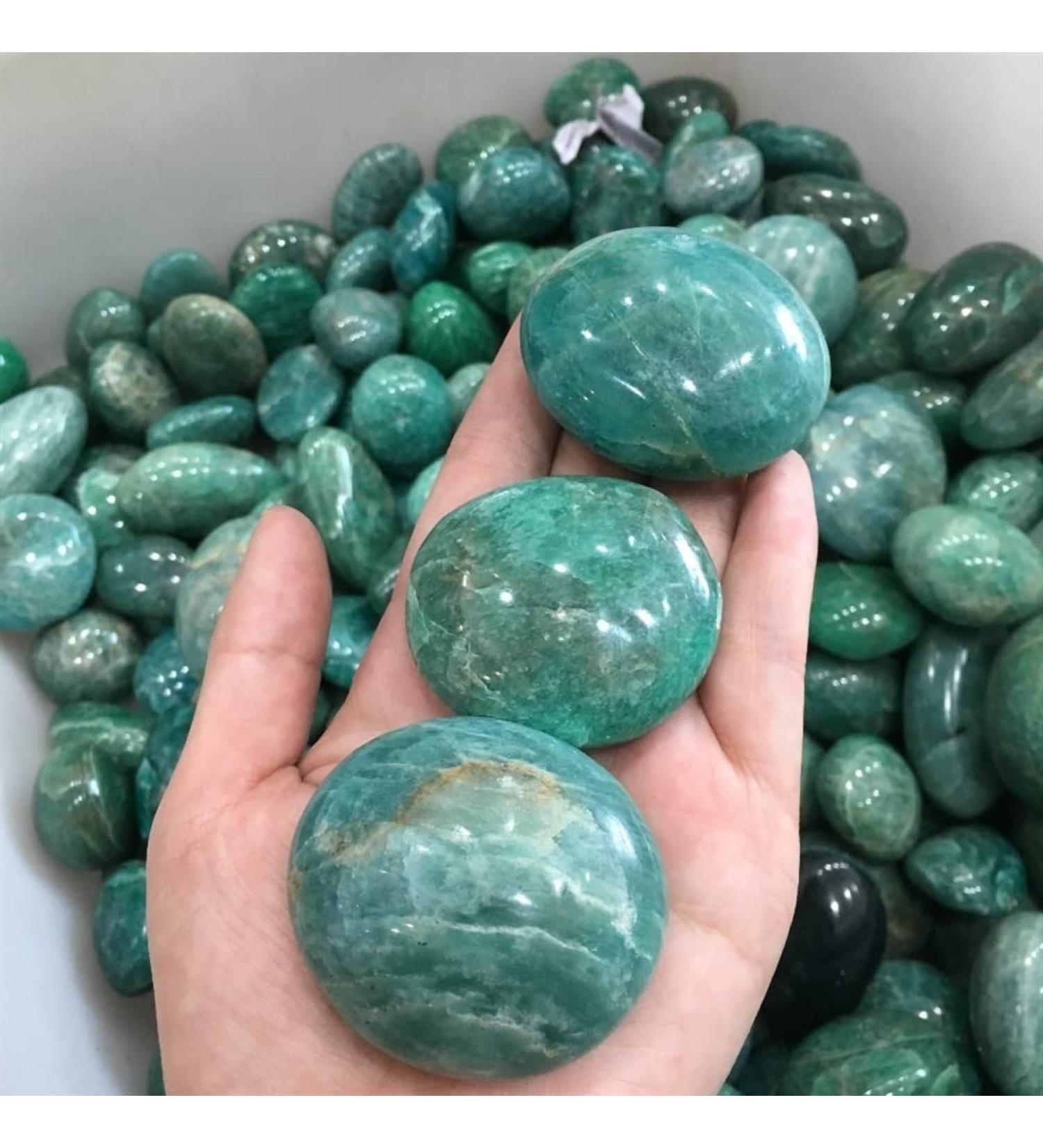 Natural Crystal Rough Home Decoration 3 Pieces of Natural Crystal Stone Palm Stone for Ment Stones Stone Mineral Specimen