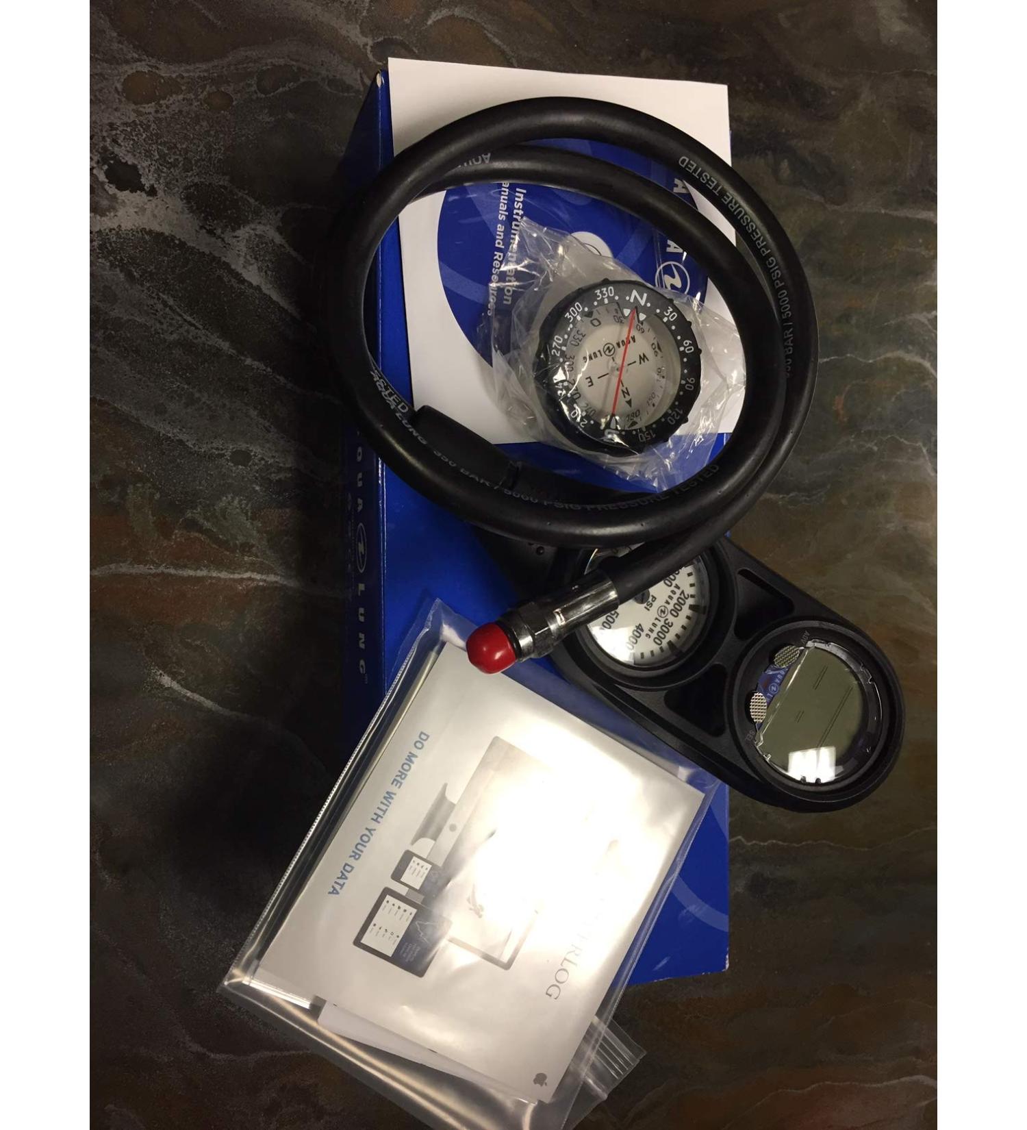 Aqua Lung i300 Dive Computer Blue - Essential Underwater Gear - Buy Online on SooperMarket.com