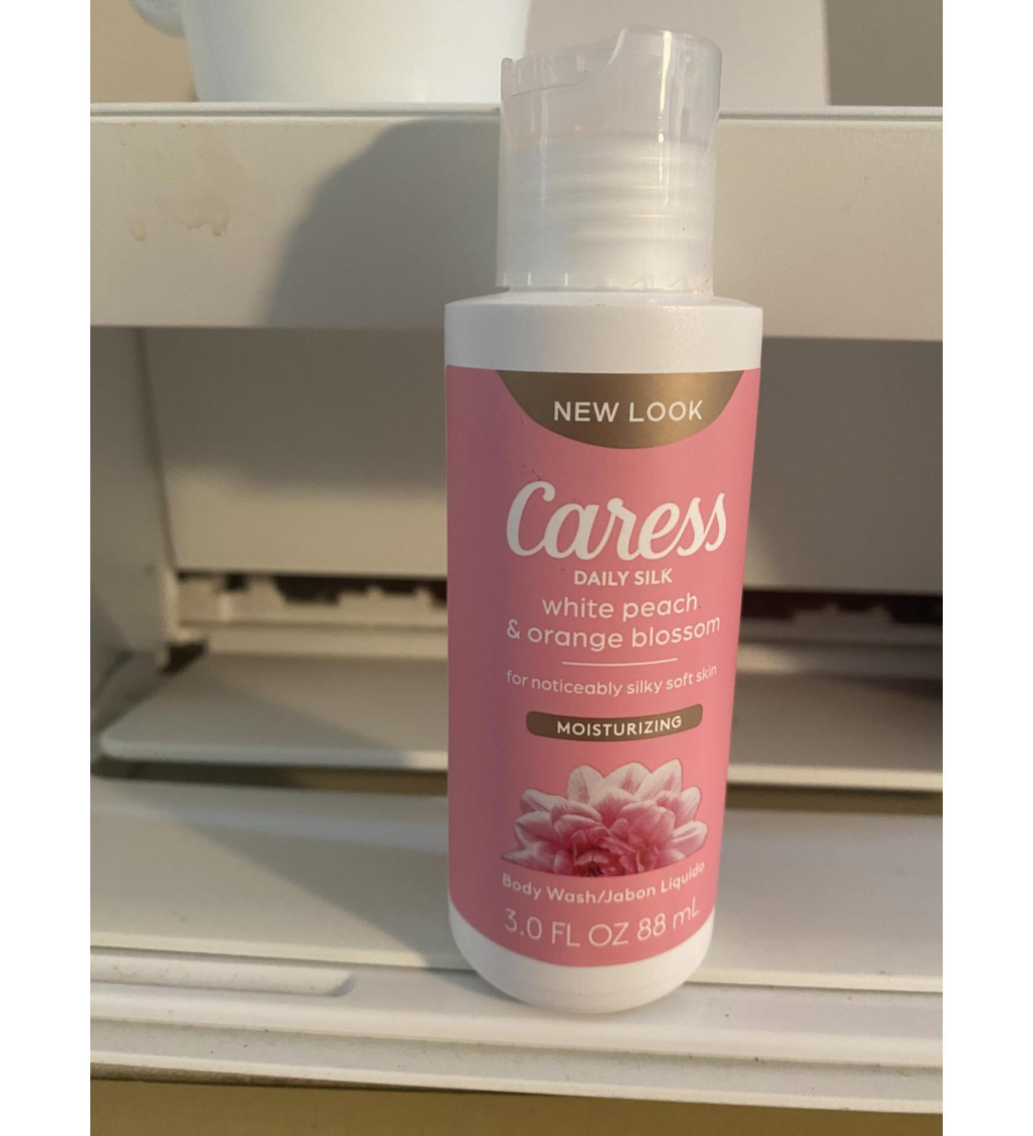Caress Daily Silk Body Wash With White Peach & Orange Blossom - 3 oz