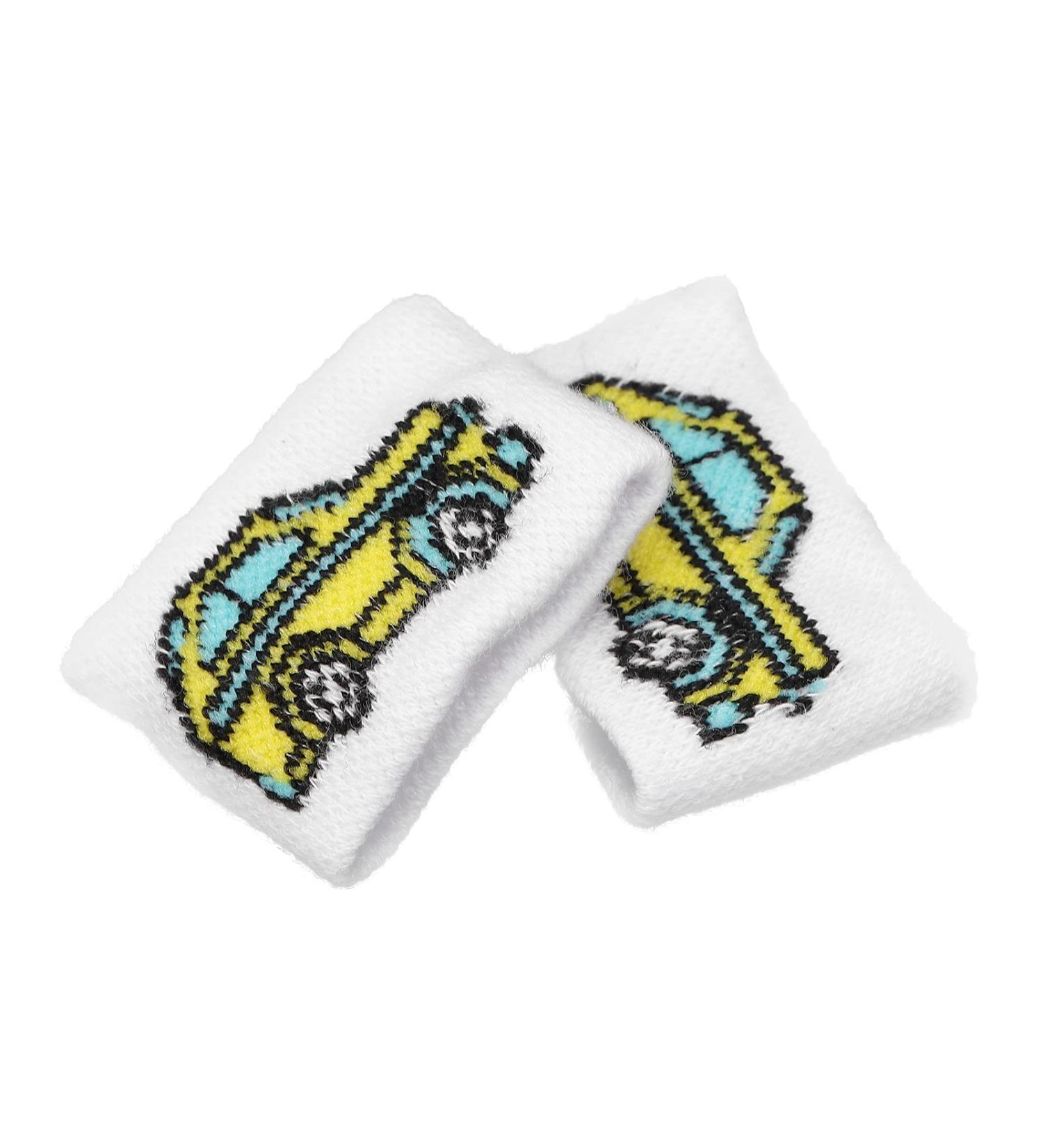 Acupressure Anti-Nausea Wristbands for Cars & Airplanes - Washable, Reusable, Non-Slip Fit - Buy Online on SooperMarket.com