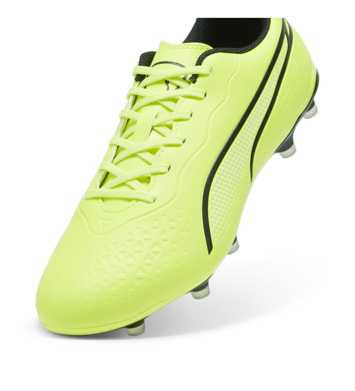 PUMA Unisex King Match FG/AG Soccer Shoes - Electric Lime & Black - Size 44.5 EU | International Shipping Available - Buy Online on SooperMarket.com