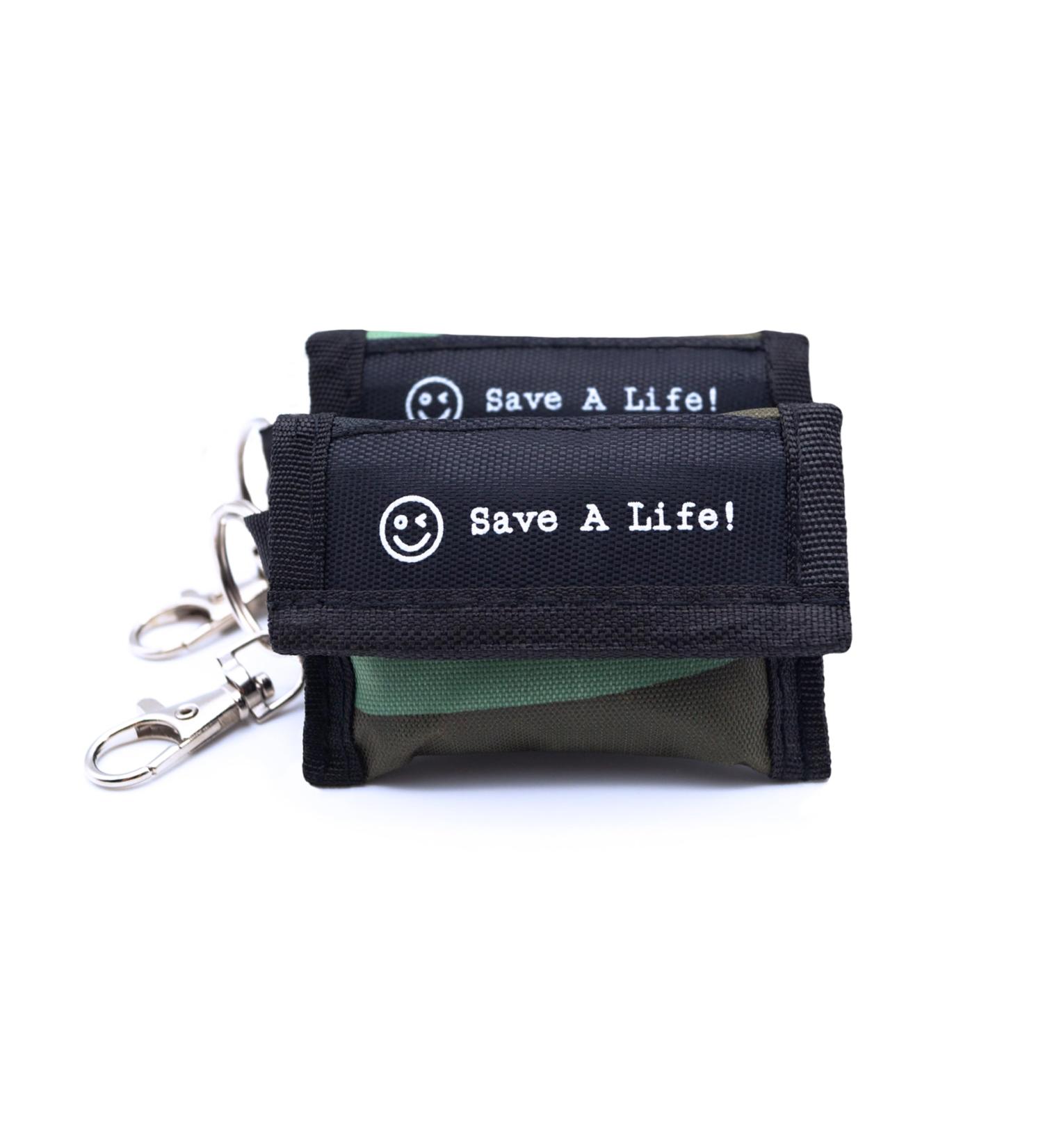 mantuuu CPR Ventilation Mask Set of 2 | Essential First Aid Kit with Disposable Gloves & Key Ring Carabiner - International Shipping Available - Buy Online on SooperMarket.com