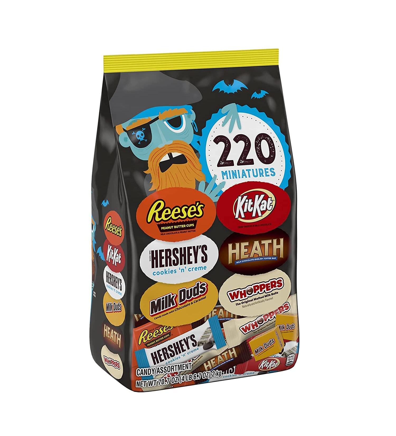 Hershey Miniatures Chocolate and White Creme Assortment Halloween Candy 70.7 oz Bulk Bag (220 Pieces) - Buy Online on SooperMarket.com