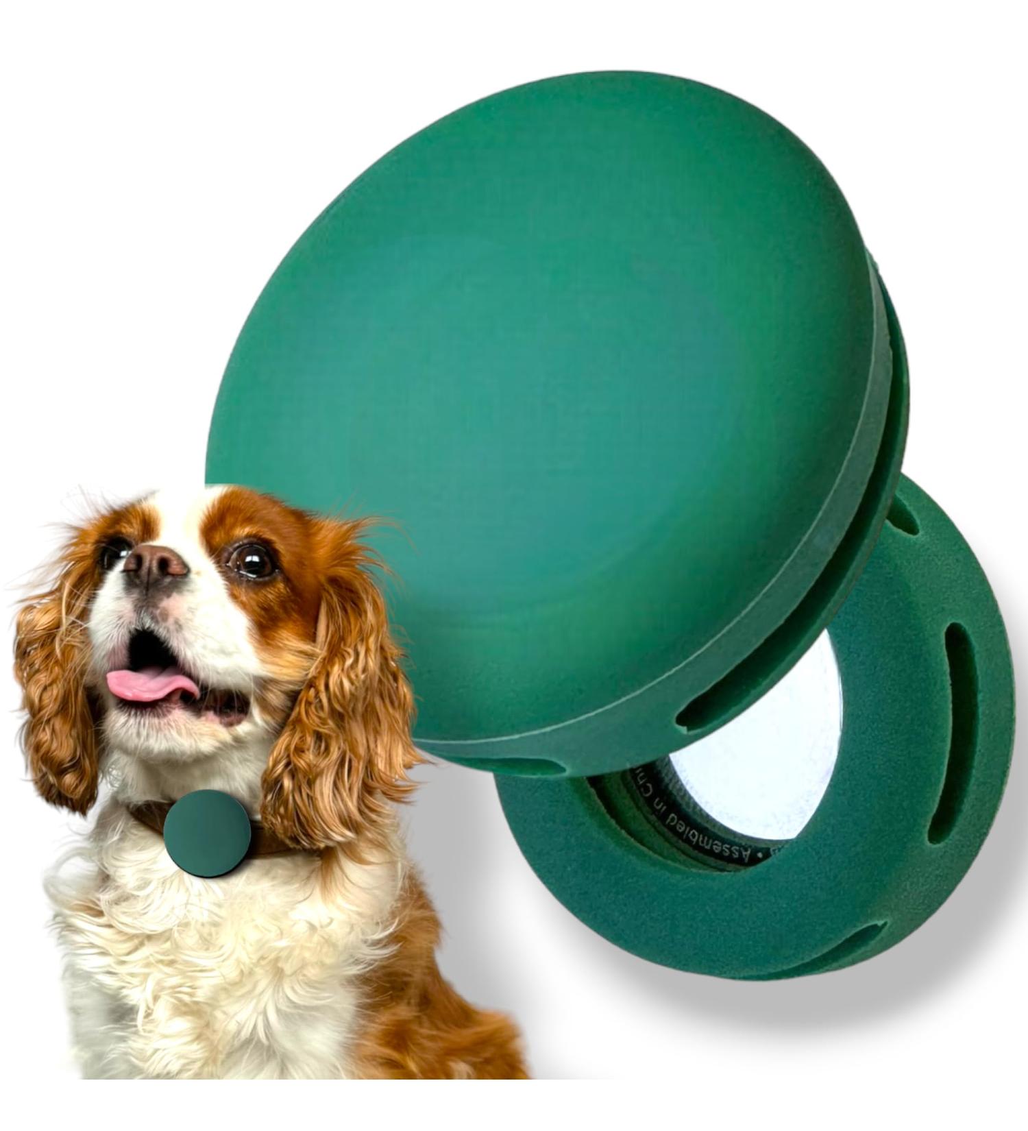 Moosh Silicone Airtag Holder for Dogs & Cats | Safe & Stylish Pet Tracker in Emerald Green International Shipping Available - Buy Online on SooperMarket.com
