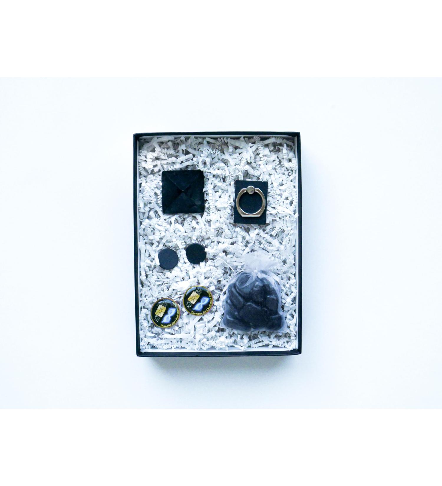 SleepGift Wellness & Vitality Shungite Gift Set with Pebbles - 5 items plus 2 free Shungite phone chips - Thoughtful gifts for natural wellbeing Black - Pebbles - Buy Online on SooperMarket.com
