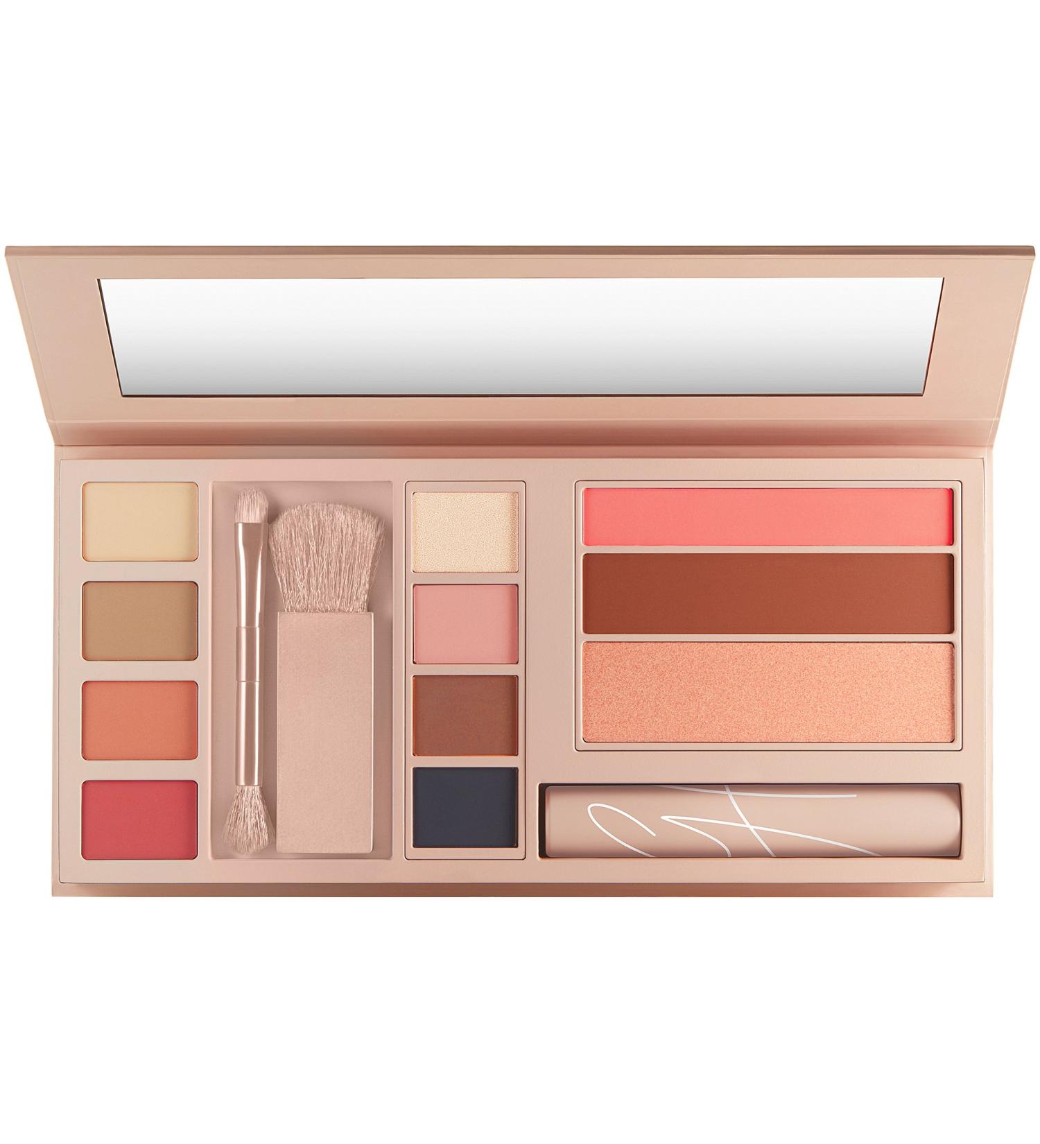 Buy Maybelline New York Gigi Hadid Jetsetter Palette - International Shipping Available - Buy Online on SooperMarket.com