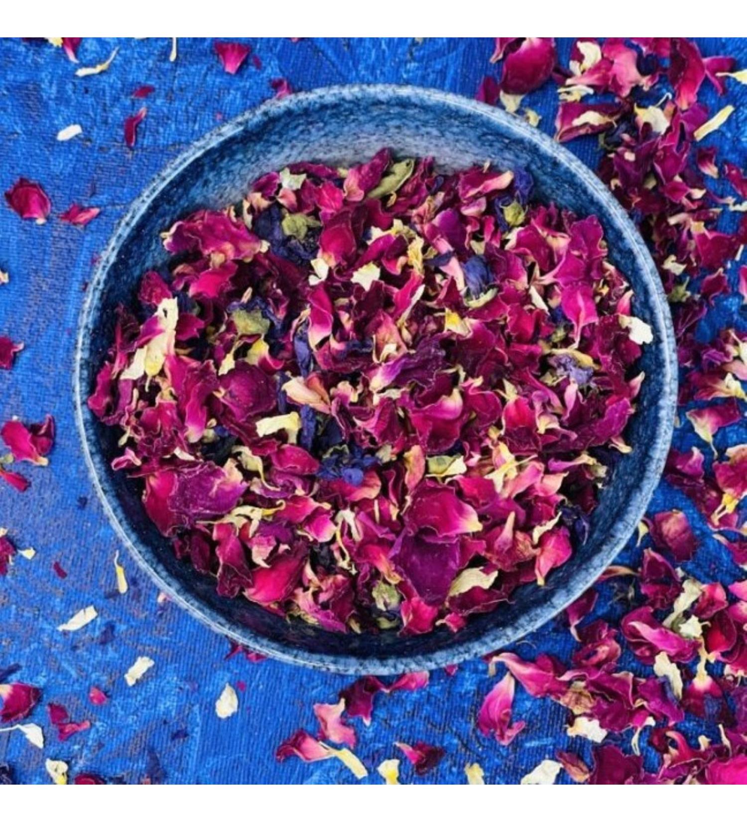 Edible 'Winter Berry' - 50g- Dried Flower Petal Mix - Red Rose White Daisy and Purple Mallow - Food Grade - Culinary - Cake - Bake - Decoration (413) - Buy Online on SooperMarket.com