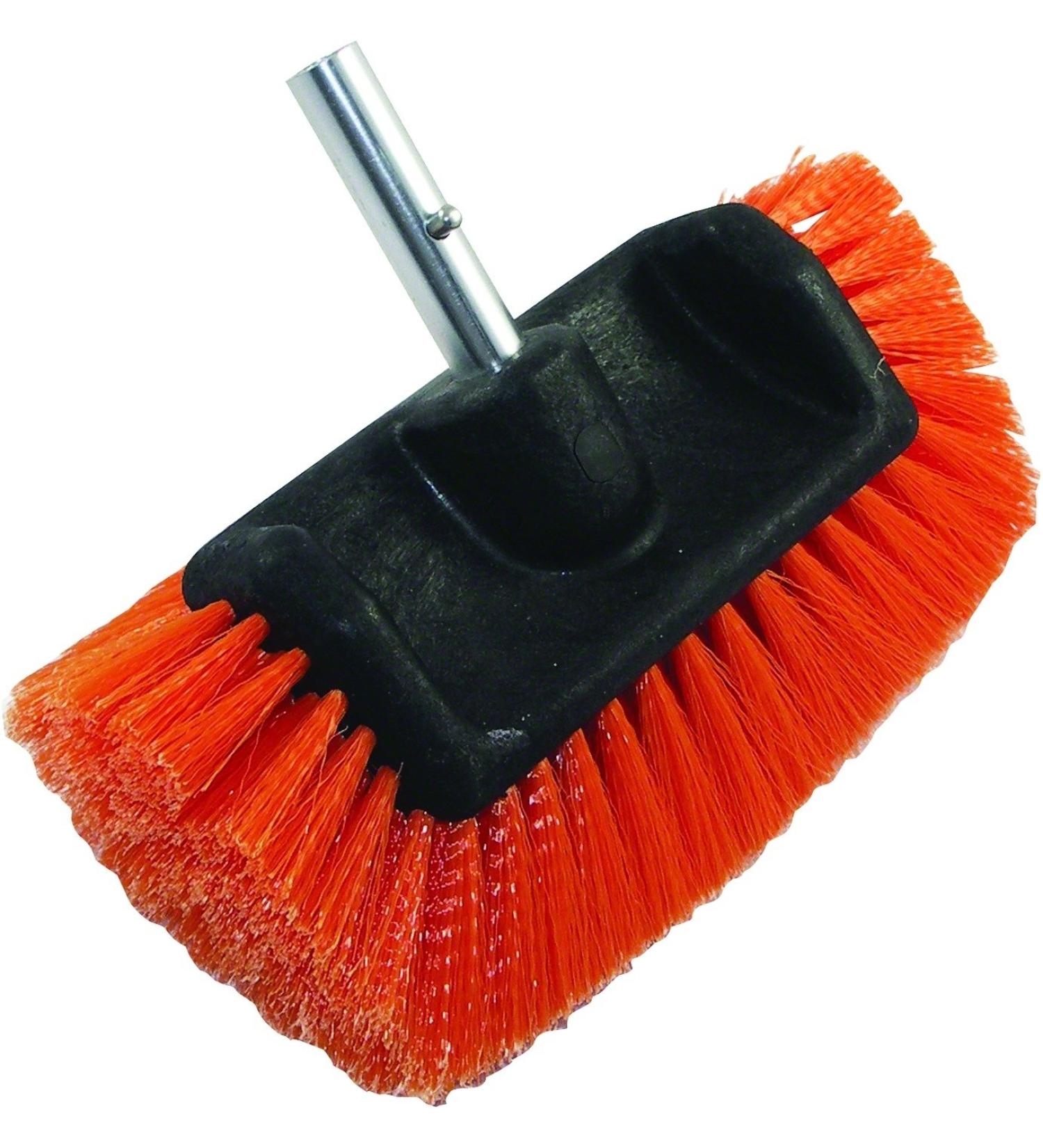 Invincible Marine BR56306 Brush with Quick Release, Medium