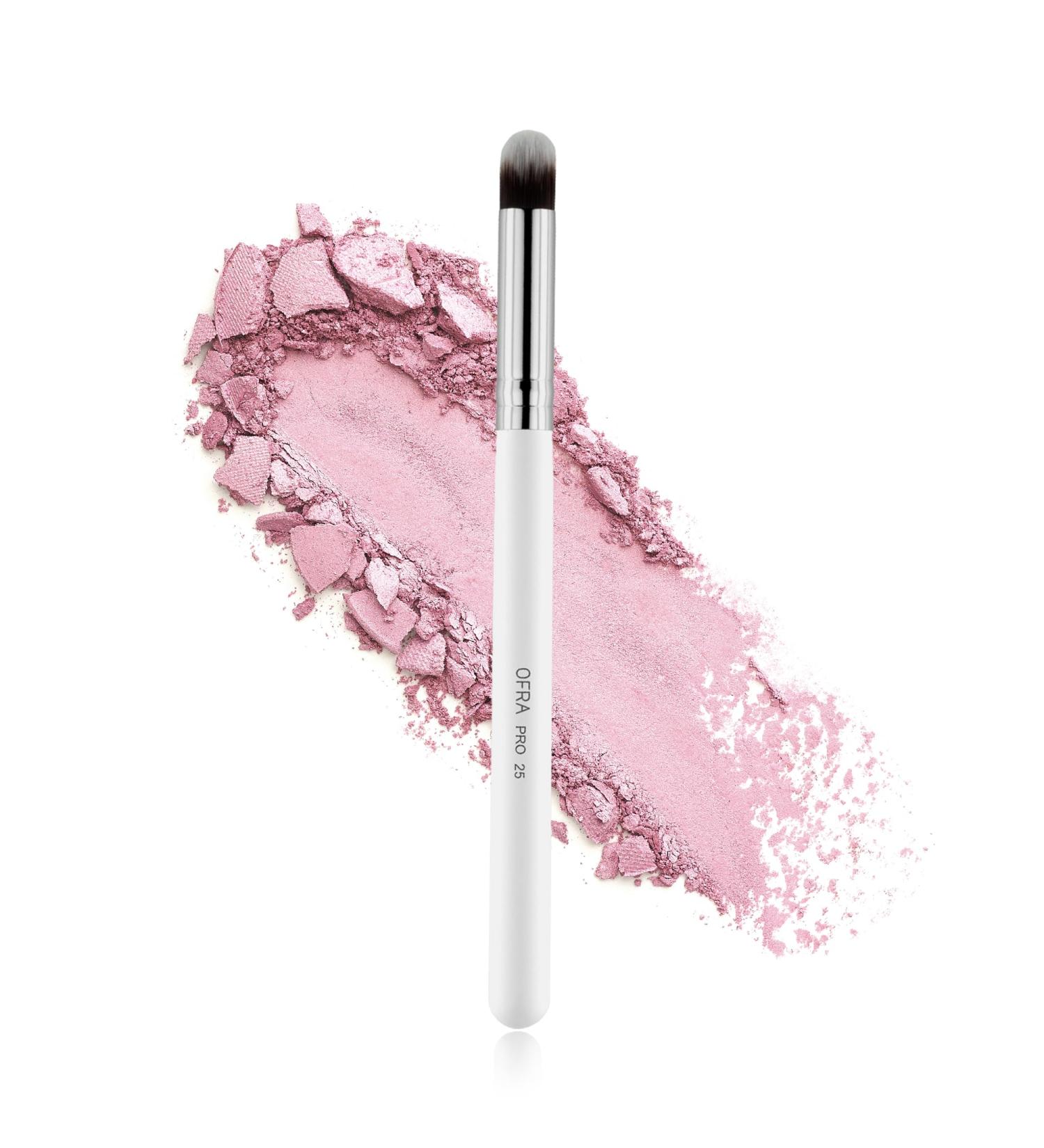 Fine Angled Eyeliner Brush | Professional Flat Makeup Tool for Precision Eyeliner Application | Cruelty-Free Beauty Accessory (PRO 25 - Buy Online on SooperMarket.com