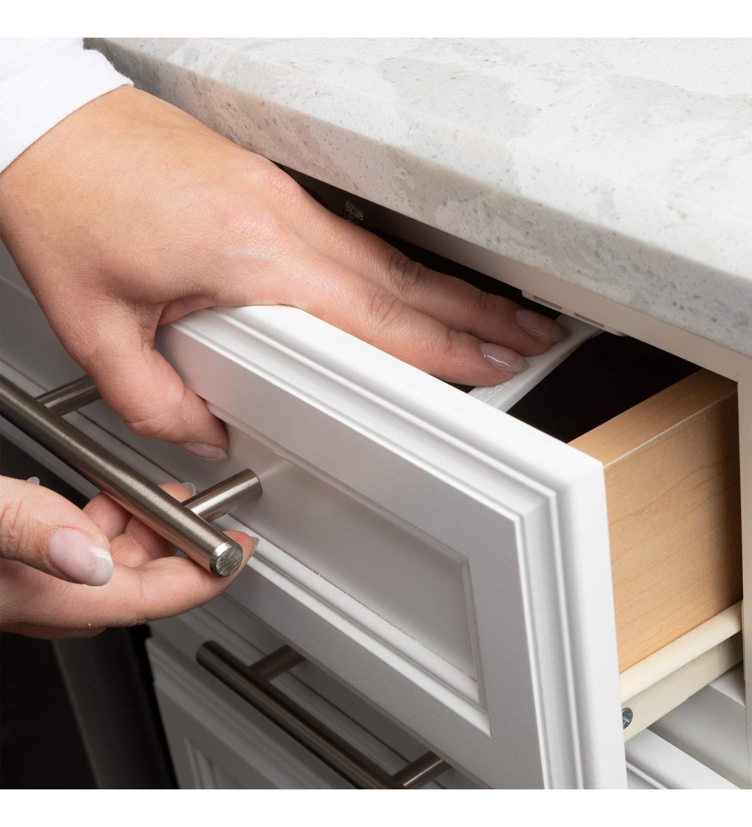 Qdos Top Drawer/Door Adhesive Latches - No Removing Drawers! No Drilling! No Tools Required! - Fits Right the First Time! | Only for Framed Cabinet TOP Drawers and Doors | Pack of 4 | White