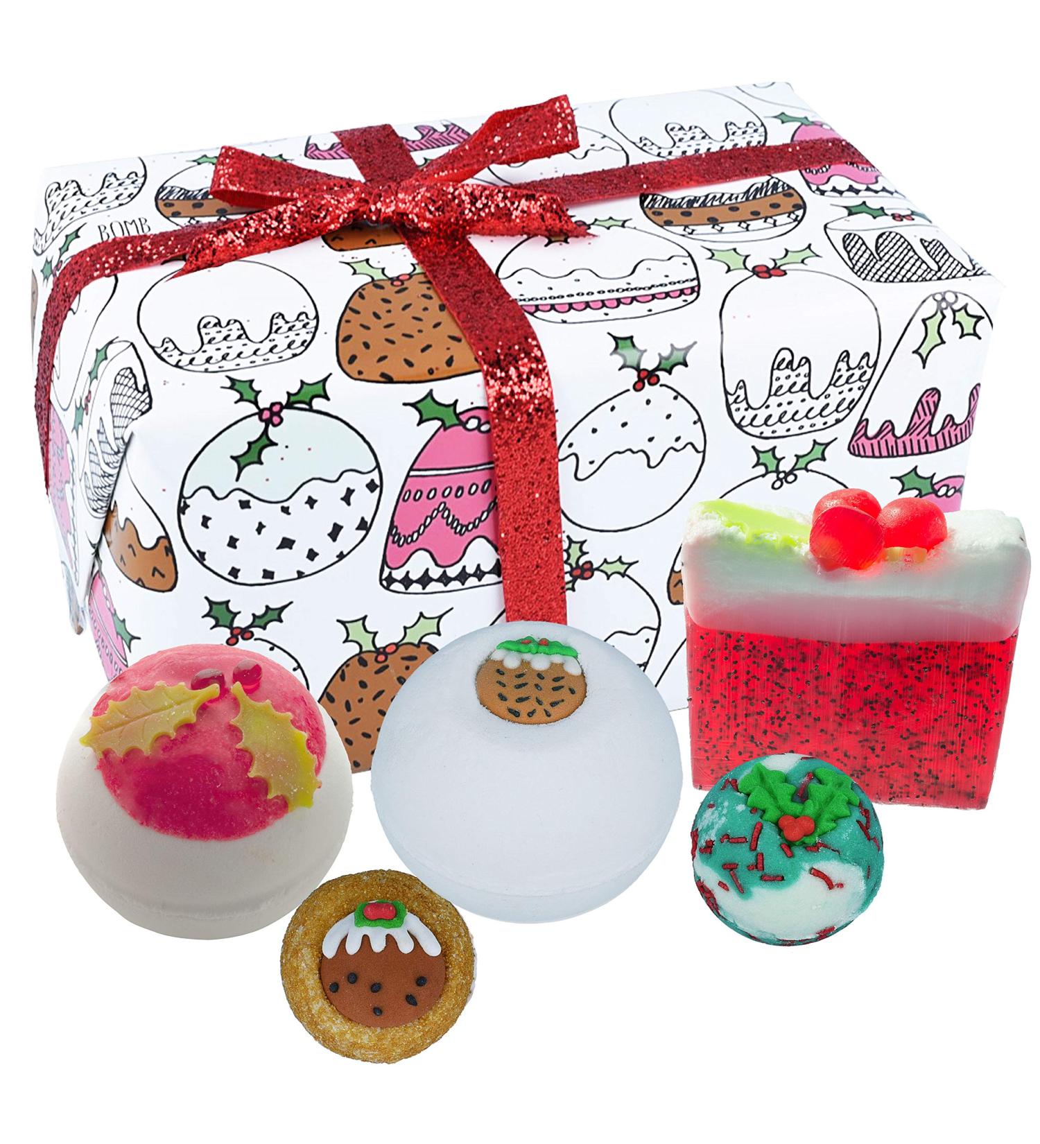 Buy Bomb Cosmetics Figgy Pudding Gift Pack - Handmade 5-Piece Bath & Body Set - 500g | International Shipping Available - Buy Online on SooperMarket.com