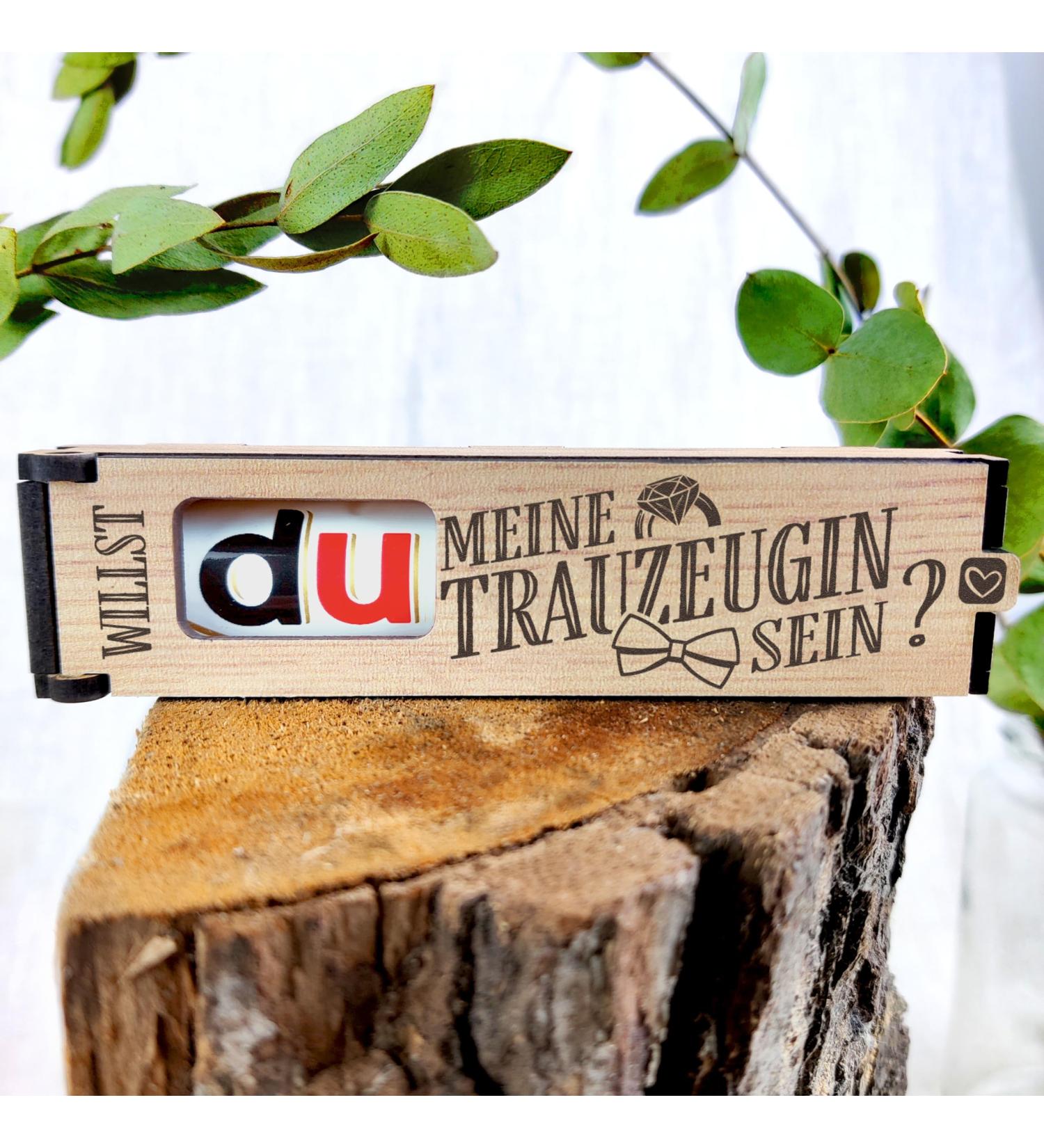 Unique Chocolate Bar Gift Box - 'Do You Want to Be My Maid of Honor ' - Perfect Bridesmaid Proposal & Wedding Ceremony Question - Buy Online on SooperMarket.com