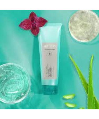 Amway Artistry Renewing Foam Cleanser 125ml - Gentle Exfoliating Face Wash for Glowing Skin | International Shipping Available - Buy Online on SooperMarket.com