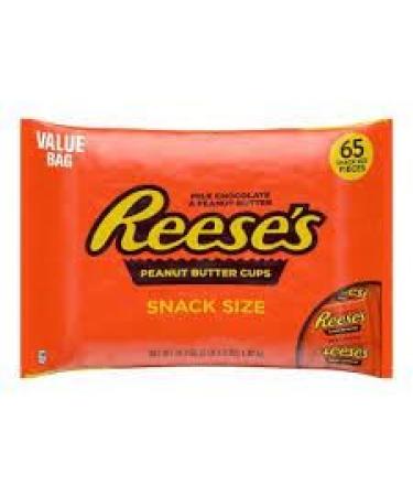 REESE'S Milk Chocolate Peanut Butter Snack Size Cups Candy Value Bag (36.3 oz. 65 ct.)