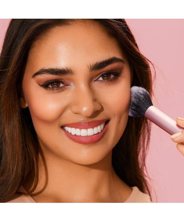 Discover Real Techniques Ultra Plush Blush Cheek Makeup Brush 1 ct - Elevate Your Style Instantly! - Buy Online on SooperMarket.com