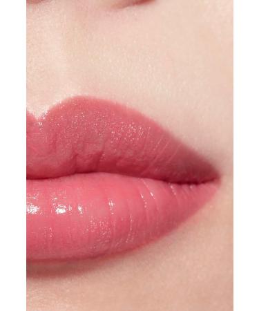 Discover CHANEL LES BEIGES Healthy Glow Lip Balm LIGHT 0.1 oz - Elevate Your Style Instantly! - Buy Online on SooperMarket.com