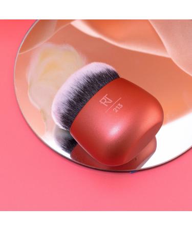 Real Techniques Kabuki Oval Foundation Makeup Blender 1 ct - Transform Your Style with the Best Innovation Today! - Buy Online on SooperMarket.com
