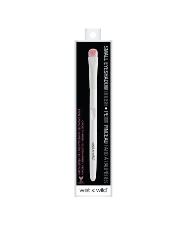 Wet n Wild Small Eyeshadow Brush - Transform Your Style with the Best Innovation Today! - Buy Online on SooperMarket.com