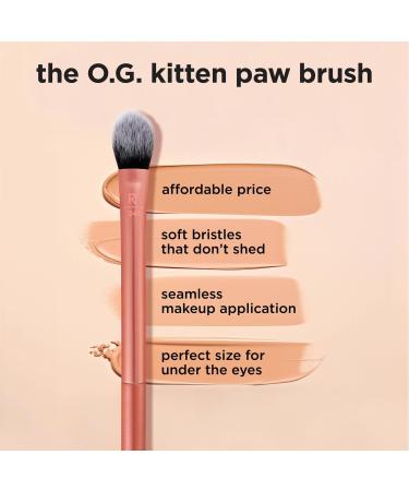 Real Techniques Brightening Concealer Makeup Brush 1 ct - Transform Your Style with the Best Innovation Today! - Buy Online on SooperMarket.com