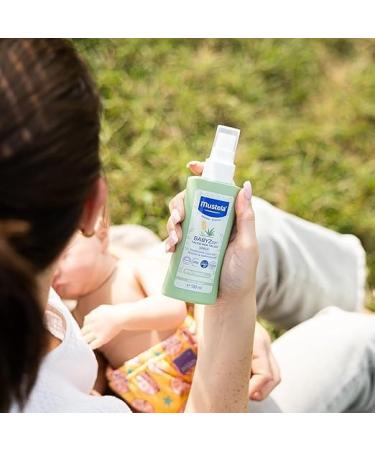 Mustela Babyzzz Talc-Free Spray 100g - 3 Convenient Sprays with Keyring | Lumacare Cosmetics - Worldwide Shipping - Buy Online on SooperMarket.com