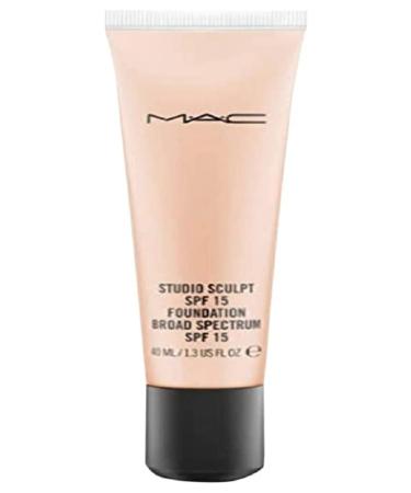 MAC Studio Sculpt SPF 15 Foundation  NW15  40 ml