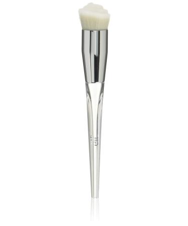 e.l.f. Precision Foundation Swirl Brush Makeup Brush For Blending Liquid Foundation Onto Skin Triangular Handle For Control Vegan & Cruelty-Free