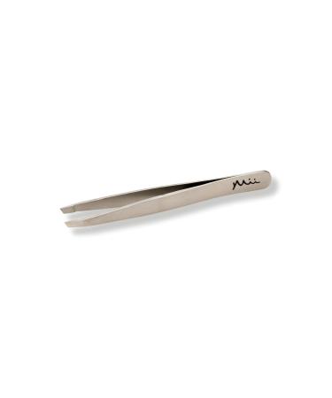 Mii Cosmetics - Brow By Mii Definitive Slanted Tweezers - Stainless Steel Precise Professional Tweezers