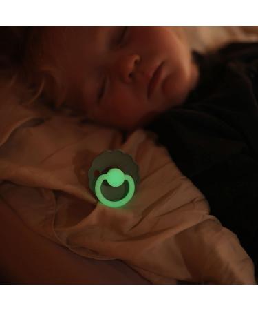 Frigg Daisy Night Schnuller 2 Pack | BPA-Free Latex Pacifier | Cherry Shape | Made in Denmark | 0-6 Months (Blush Night/Cream Night) - Buy Online on SooperMarket.com