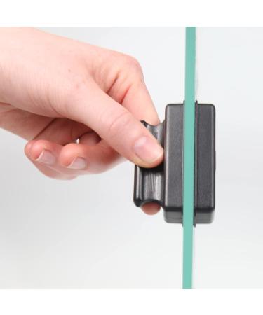JBL Aquarium Water Test Strips & Cleaning Magnet Bundle - 50 Test Strips Proaquatest Easy 7-in-1 Algae Magnet S International Shipping Available - Buy Online on SooperMarket.com