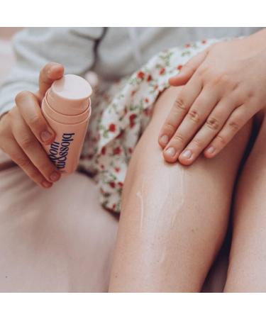 Bloom and Blossom | Legs Eleven Cooling Leg Serum Soothes Swollen Ankles & Legs Fast-Absorbing Cooling Gel for Legs Aloe Vera Juice Peppermint Oil Algin 100ml - Buy Online on SooperMarket.com