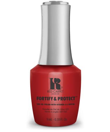 Red Carpet Manicure Fortify & Protect Long-Lasting Gel Nail Polish with Added Vitamin A and Biotin All Bundled Up