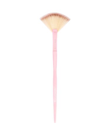 Brushworks HD Fan Brush - Premium Quality Makeup Brush for Flawless Application | International Shipping Available - Buy Online on SooperMarket.com