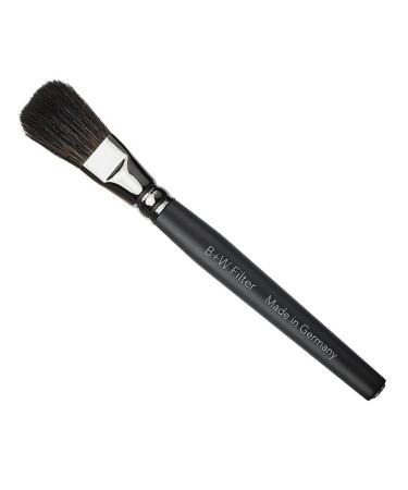 B + W 1085778  Brush with Magnet