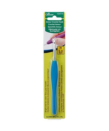 Clover Amour Crochet Hook: 5.0mm, 5.00m, Multicolor