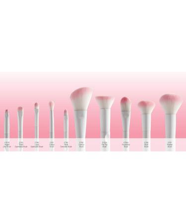Wet 'n' Wild Makeup Blush Brush - Easy-to-Use Applicator for Cheek Makeup - Buy Online on SooperMarket.com