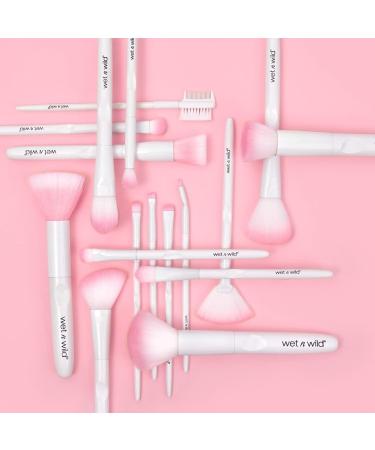 Shop Wet n Wild Versatile Flat Tip Makeup Brush - Perfect for Easy Application & All Formulas - Buy Online on SooperMarket.com