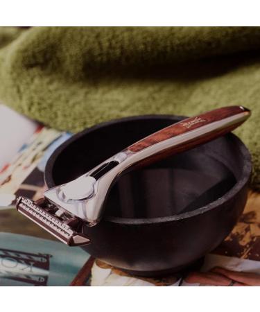 Wilkinson Sword Quattro Men's Razor Vintage Edition - Premium Shaving Experience | 1 Pack - Buy Online on SooperMarket.com
