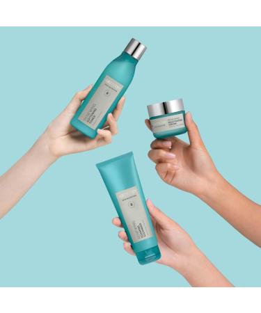 Amway Artistry Renewing Foam Cleanser 125ml - Gentle Exfoliating Face Wash for Glowing Skin | International Shipping Available - Buy Online on SooperMarket.com